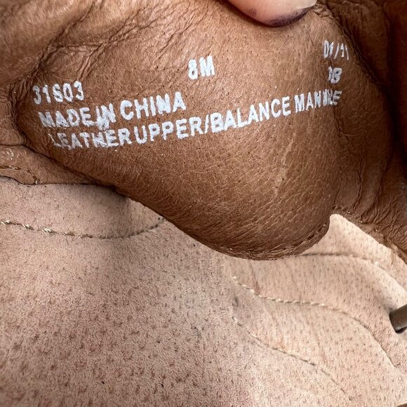 Clarks Artisan Women's Leather Flower Thong Sandals Metallic 8M Slip-On - Picture 6 of 7